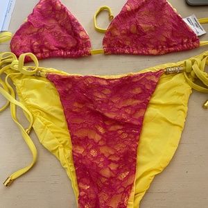 Beach Bunny yellow w/pink lace bikini